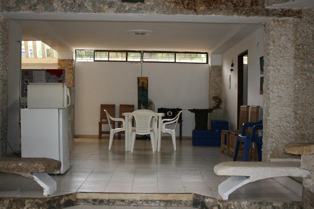 Vivienda Turistica El Castillo บูรีตากา ภายนอก รูปภาพ