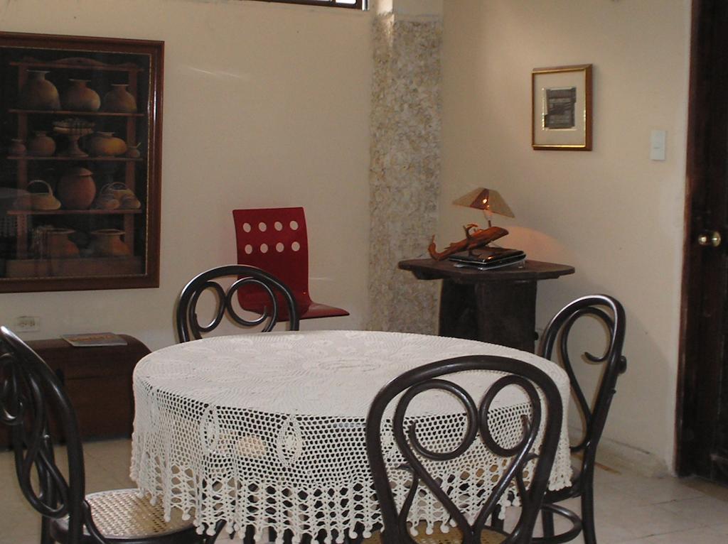 Vivienda Turistica El Castillo บูรีตากา ภายนอก รูปภาพ